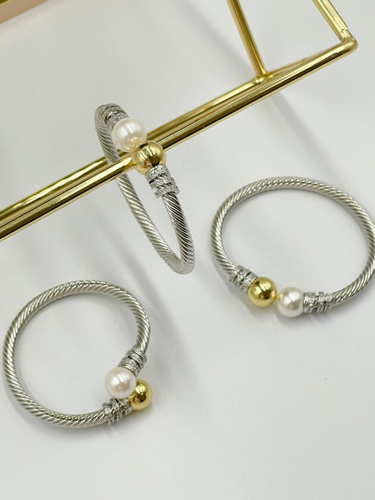 Amanda Bangles