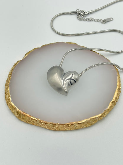 Minimalist Heart Necklace