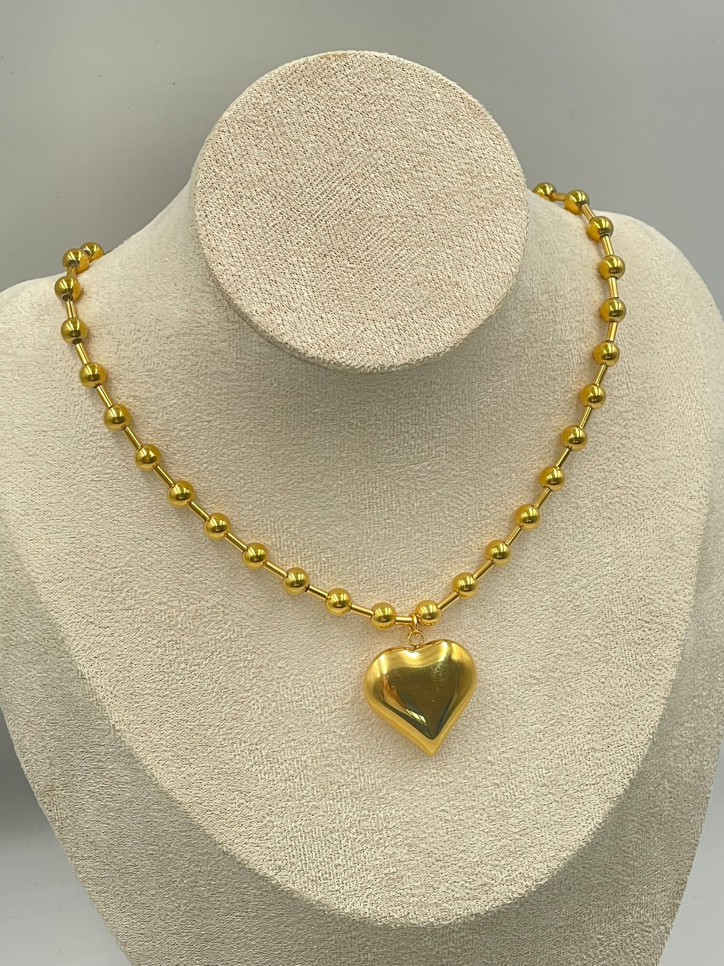 Chunky Heart Pendant Necklace