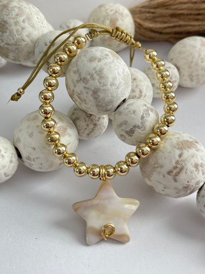 Single Nacre Star Bracelet