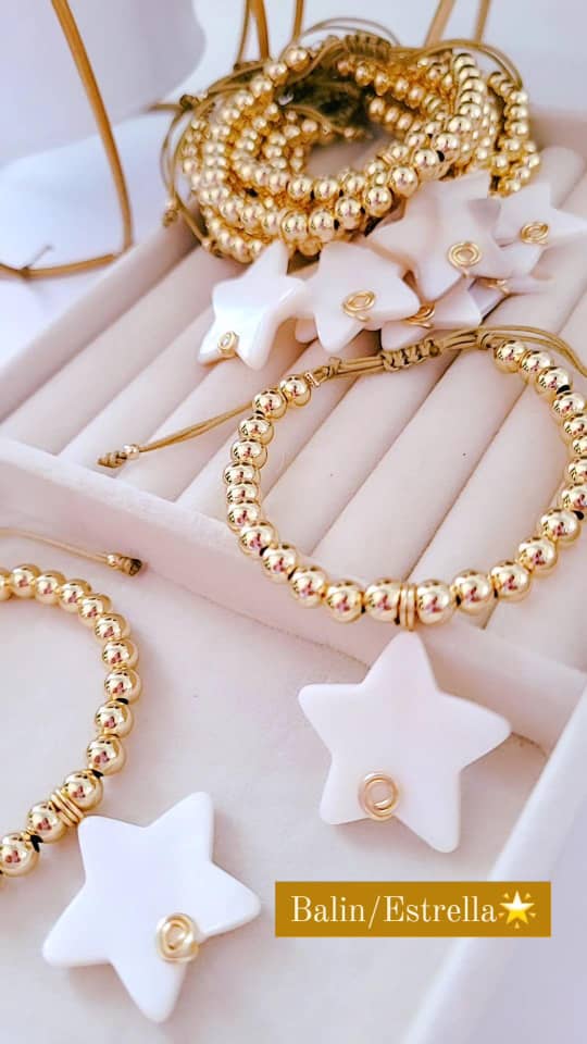 Single Nacre Star Bracelet